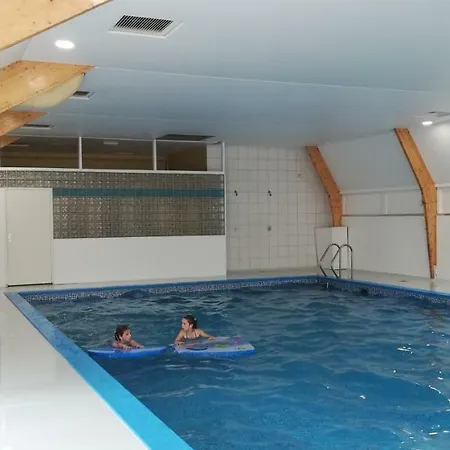 Chalet Sunclass 132 *